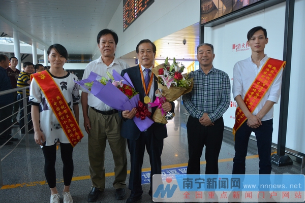 广西"粮油大王"王文淑荣膺"中国农村新闻人物"