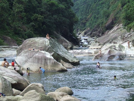 融水龙宝大峡谷景区