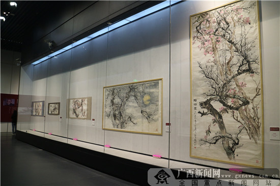 潘文经艺术回顾展在广西美术馆启幕