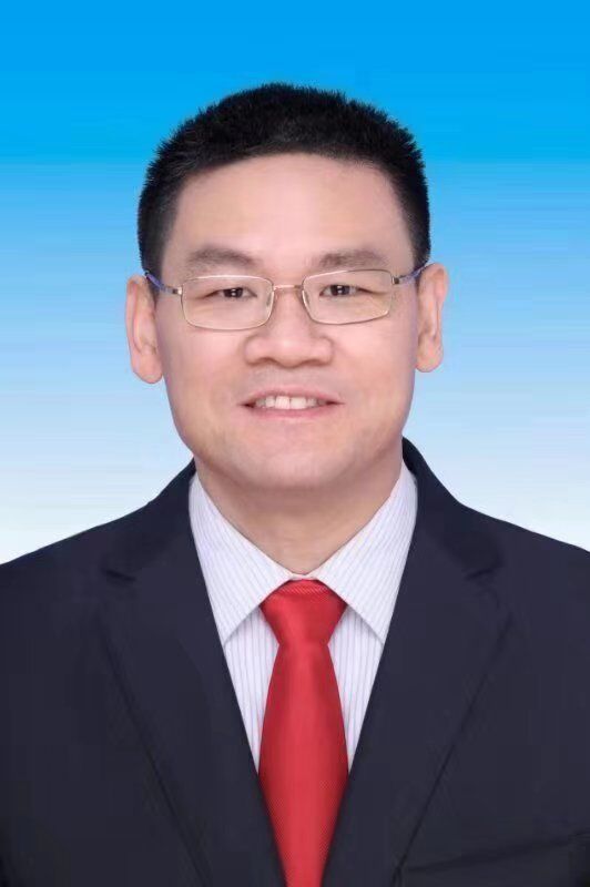 杨晋柏同志简历