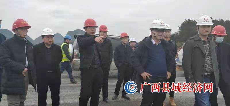 广西交通厅到巴马调研高速公路建设